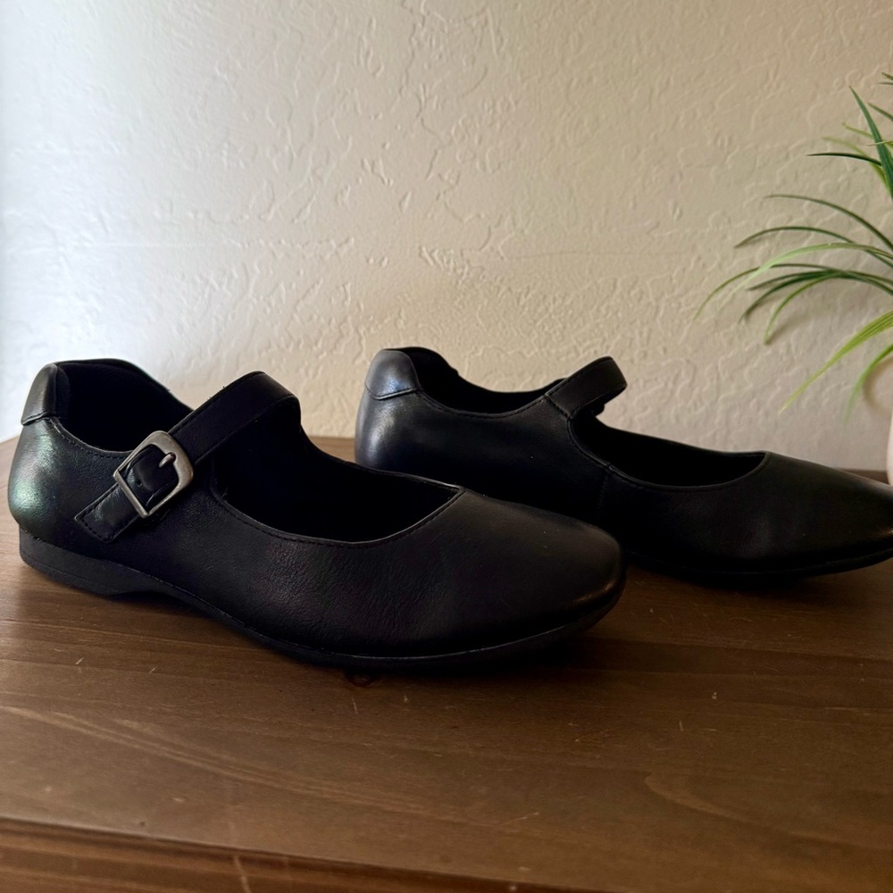 Comfortiva Mary-Janes. Brand new, size 6.5.